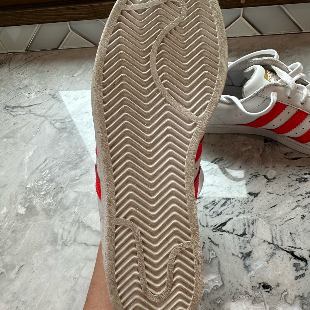 adidas White and Red Women's Sneakers - Picture 4 of 6